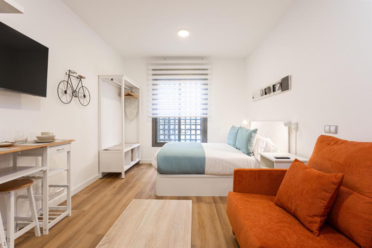 Apartments Holidays2Malaga City Center Exteriör bild