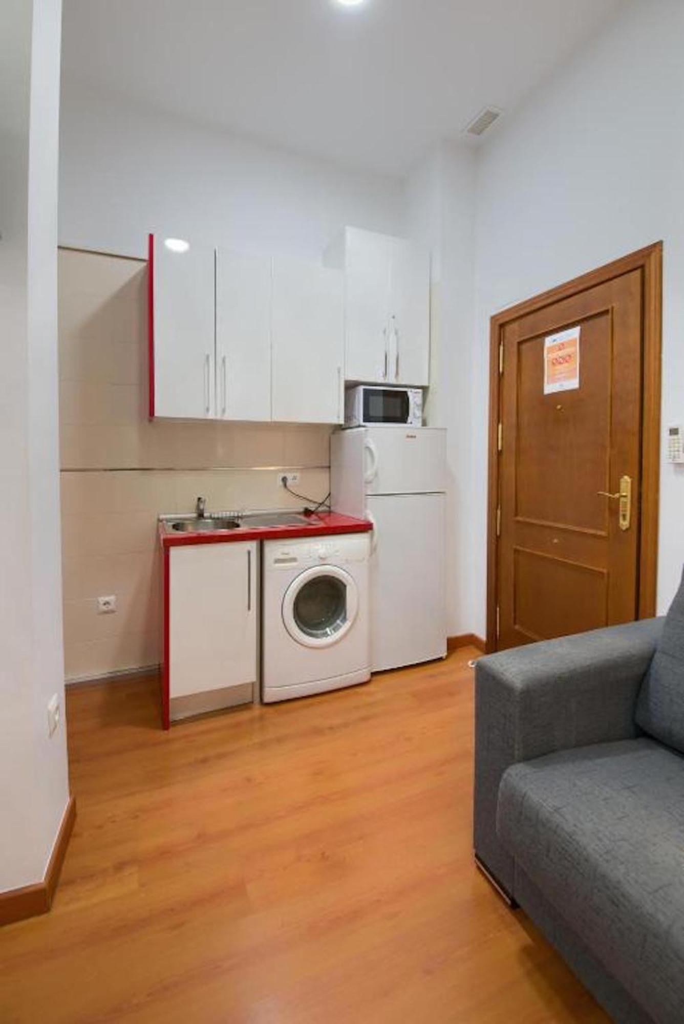 Apartments Holidays2Malaga City Center Exteriör bild