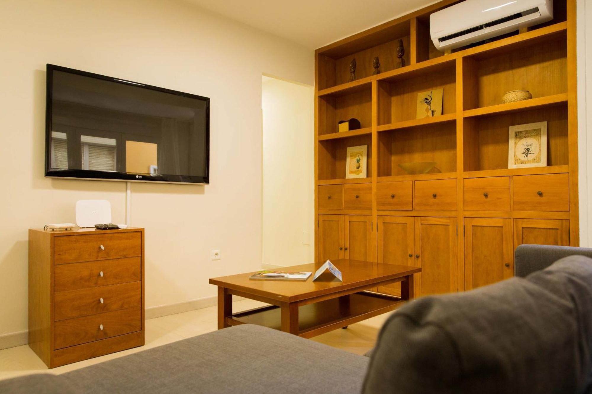 Apartments Holidays2Malaga City Center Exteriör bild